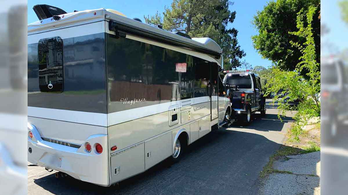 RV, Bus & Motor Home Towing